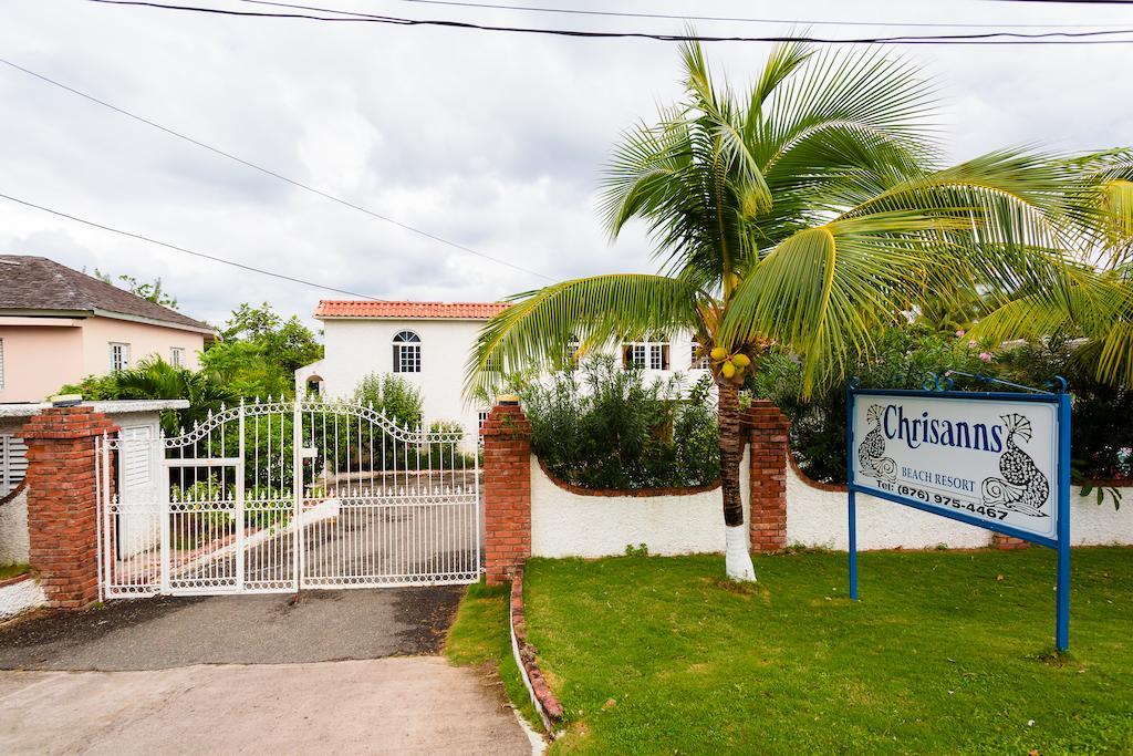 Villa Criss Ocho Ríos Extérieur photo