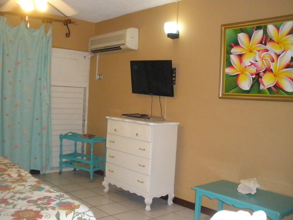 Villa Criss Ocho Ríos Extérieur photo
